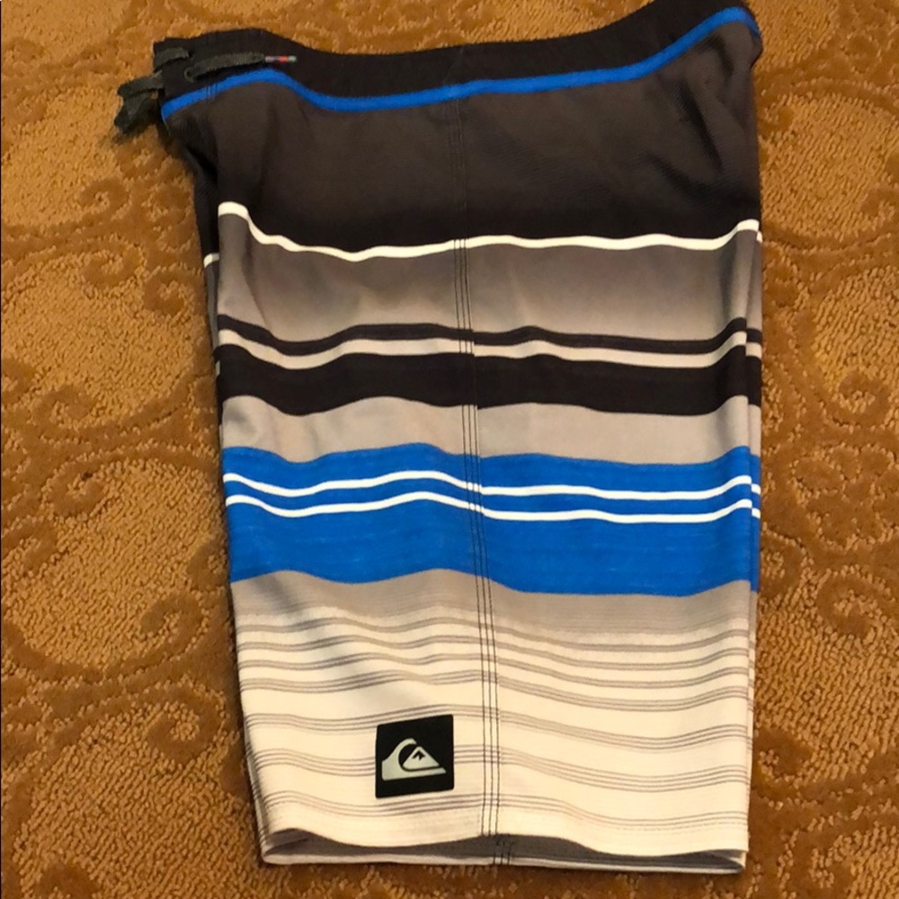Men’s Quicksilver bathing suit